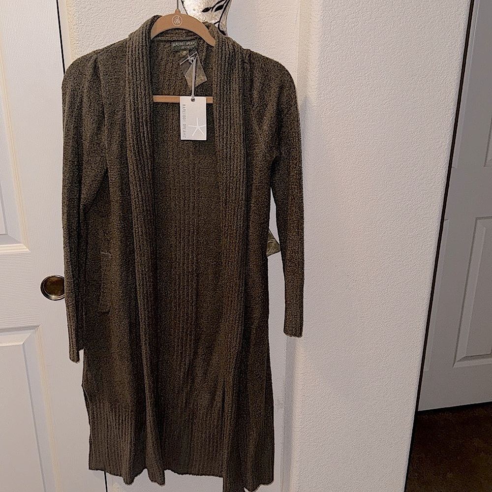 Barefoot Dreams,SizeXS, Green Long Sweater,       (   NWT  )